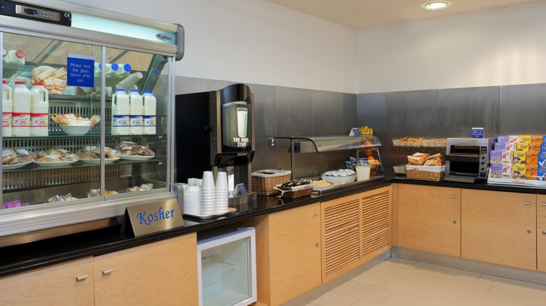 <b>Holiday Inn Express Golders Green Restaurant</b>. Images powered by <a href="https://www.leonardoworldwide.com/" title="Leonardo Worldwide" target="_blank">Leonardo</a>.