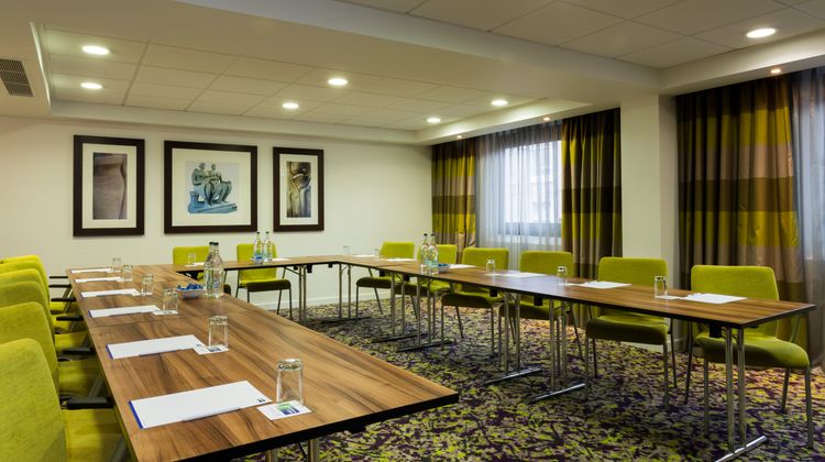 Holiday Inn Express Harlow Meeting