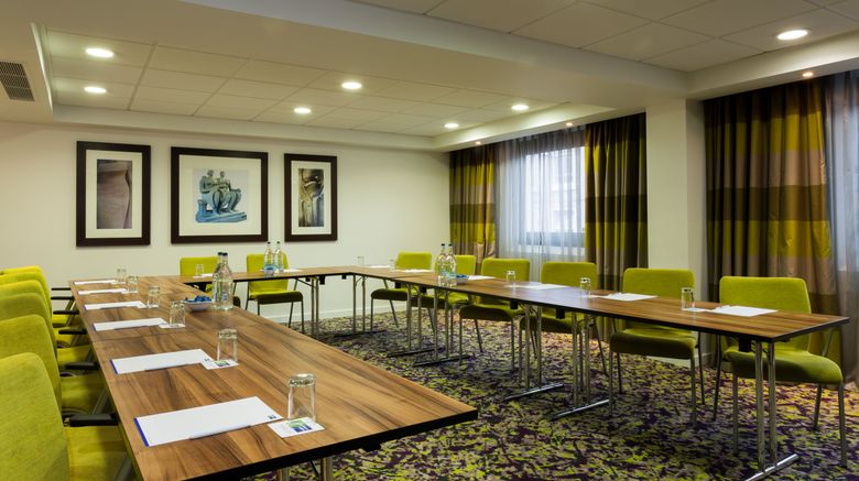 <b>Holiday Inn Express Harlow Meeting</b>. Images powered by <a href="https://www.leonardoworldwide.com/" title="Leonardo Worldwide" target="_blank">Leonardo</a>.