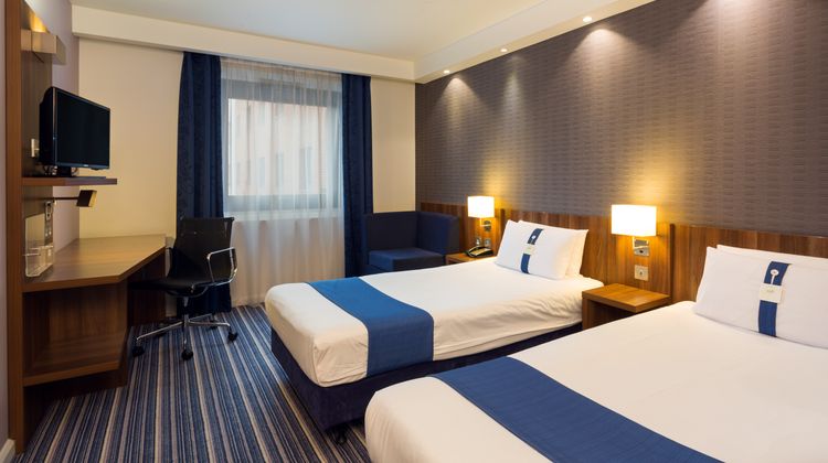 Holiday Inn Express Harlow Room