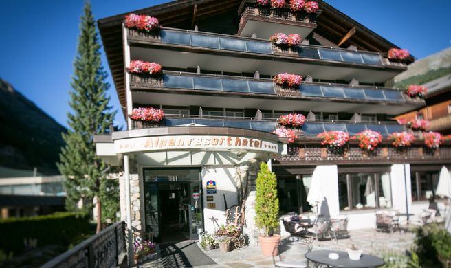Alpen Resort Hotel Exterior