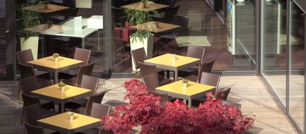 Holiday Inn Express Zurich Airport Exterior