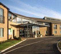 Holiday Inn Huntingdon Racecourse Exterior