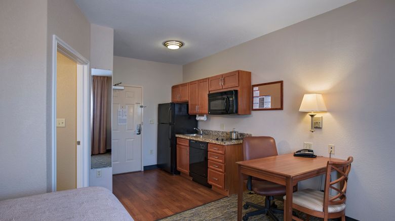 <b>Candlewood Suites Austin N-Cedar Park Room</b>. Images powered by <a href="https://www.leonardoworldwide.com/" title="Leonardo Worldwide" target="_blank">Leonardo</a>.