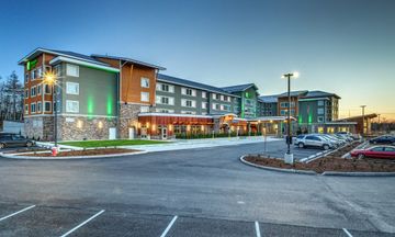 Holiday Inn & Suites Bellingham