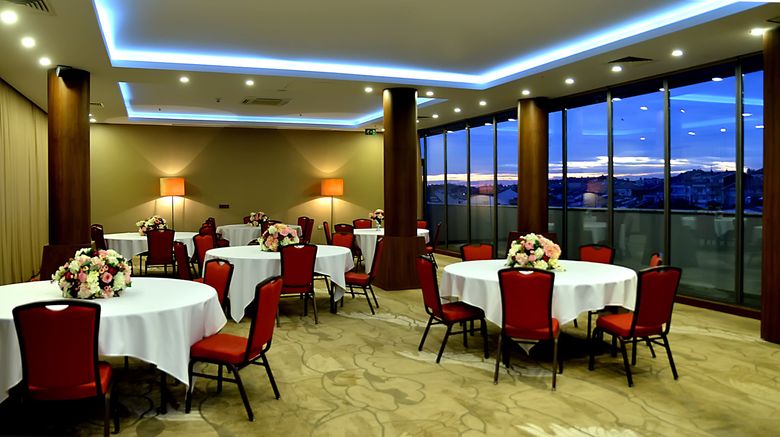 <b>Crowne Plaza Istanbul Harbiye Ballroom</b>. Images powered by <a href="https://www.leonardoworldwide.com/" title="Leonardo Worldwide" target="_blank">Leonardo</a>.