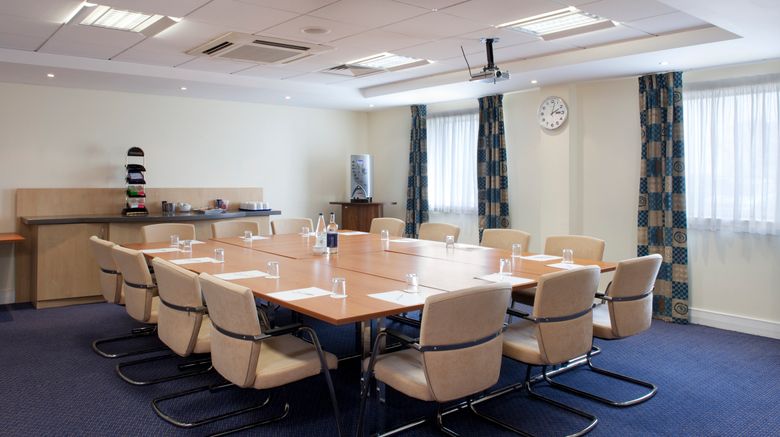<b>Holiday Inn Express Cardiff Airport Meeting</b>. Images powered by <a href="https://www.leonardoworldwide.com/" title="Leonardo Worldwide" target="_blank">Leonardo</a>.