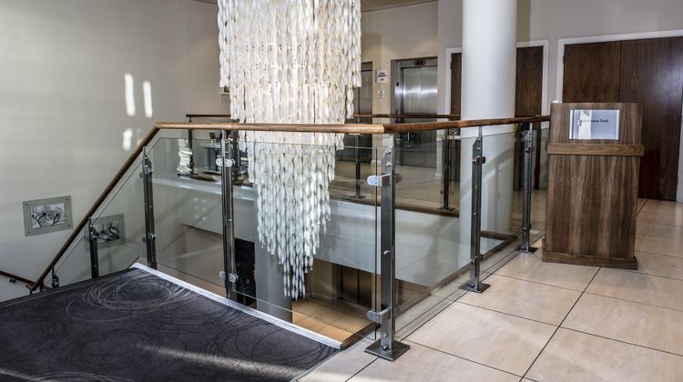 Holiday Inn Express Manchester City Ctr Lobby