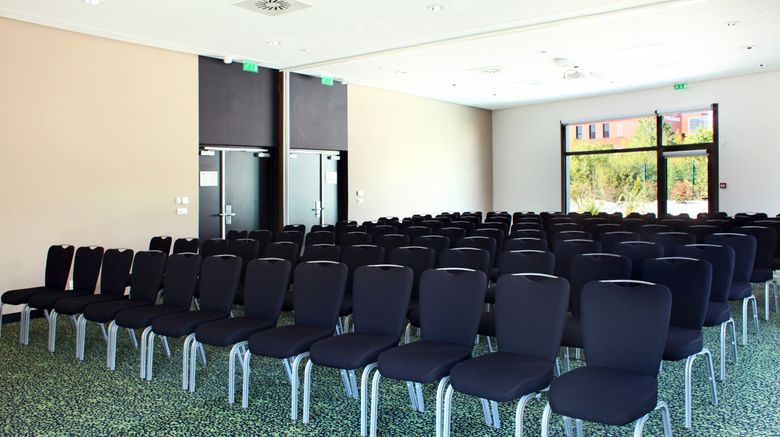 <b>Holiday Inn Express Odysseum Meeting</b>. Images powered by <a href="https://leonardo.com/" title="Leonardo Worldwide" target="_blank">Leonardo</a>.