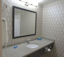 Holiday Inn Express Anderson-I-85 Room