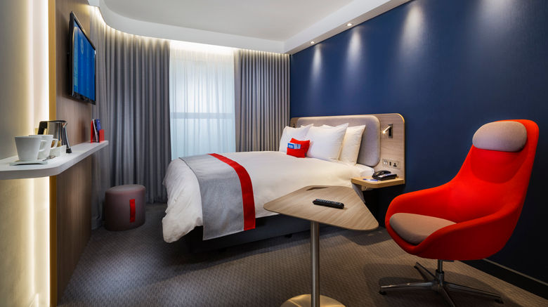 <b>Holiday Inn Express St. Albans - M25 Room</b>. Images powered by <a href="https://www.leonardoworldwide.com/" title="Leonardo Worldwide" target="_blank">Leonardo</a>.