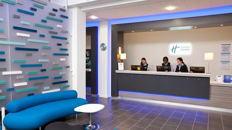 <b>Holiday Inn Express-MEN Arena Lobby</b>. Images powered by <a href="https://www.leonardoworldwide.com/" title="Leonardo Worldwide" target="_blank">Leonardo</a>.