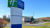 Holiday Inn Express Hotel & Suites Exterior