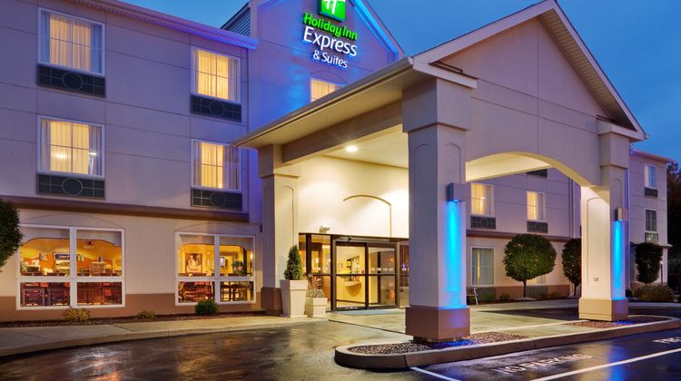 Holiday Inn Express Exterior