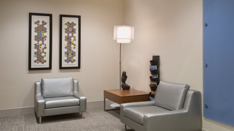 <b>Holiday Inn Express Salt Lake City Dtwn Lobby</b>. Images powered by <a href="https://www.leonardoworldwide.com/" title="Leonardo Worldwide" target="_blank">Leonardo</a>.