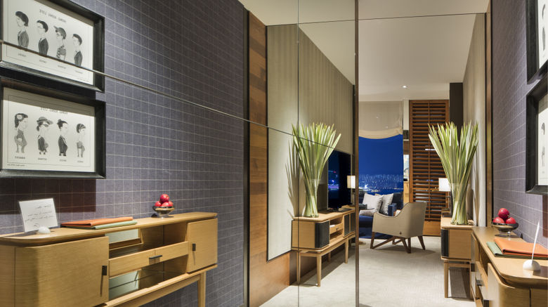 <b>Rosewood Hong Kong Room</b>. Images powered by <a href="https://www.leonardoworldwide.com/" title="Leonardo Worldwide" target="_blank">Leonardo</a>.