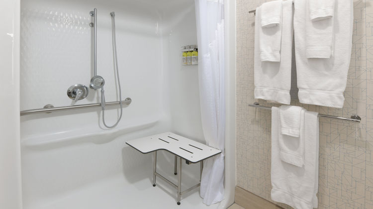Holiday Inn Express Room