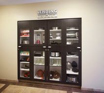 Candlewood Suites Bay City Lobby
