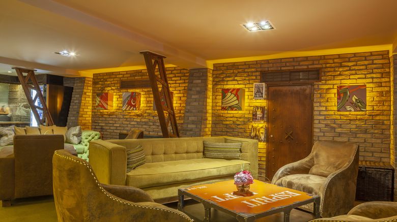 <b>Temple Bar Inn Lobby</b>. Images powered by <a href="https://www.leonardoworldwide.com/" title="Leonardo Worldwide" target="_blank">Leonardo</a>.