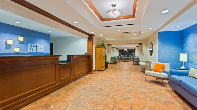 Holiday Inn Express Clearwater North Lobby
