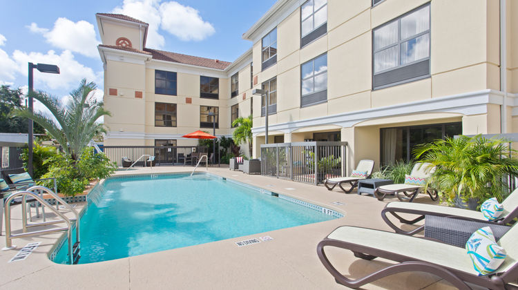 Holiday Inn Express Clearwater North Pool
