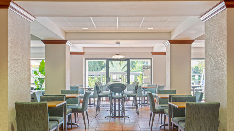 Holiday Inn Express Clearwater North Restaurant