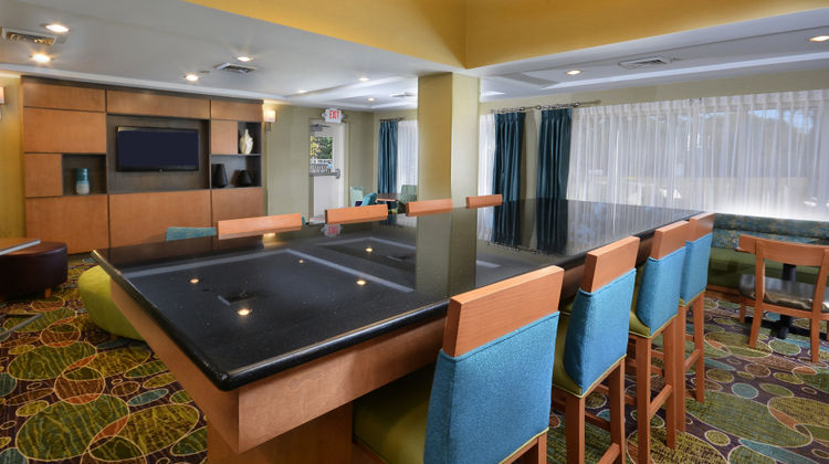 Holiday Inn Express High Point South Lobby