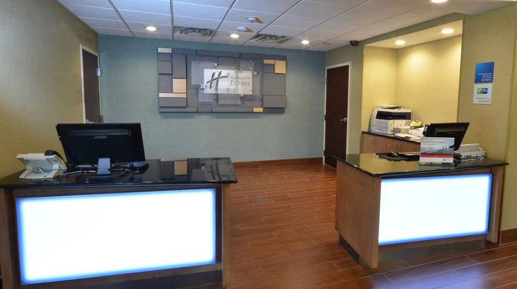 Holiday Inn Express High Point South Lobby