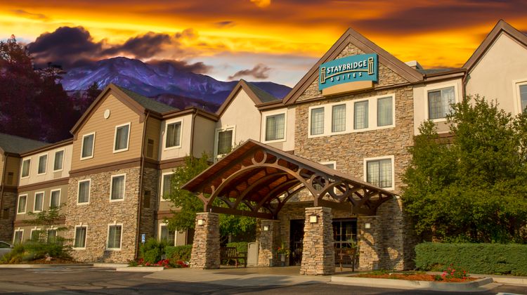 Staybridge Suites Exterior