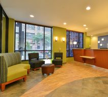 Holiday Inn Express Manhattan West Side Lobby