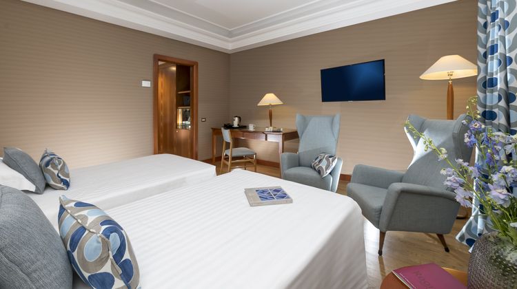 Hotel Royal Continental Room
