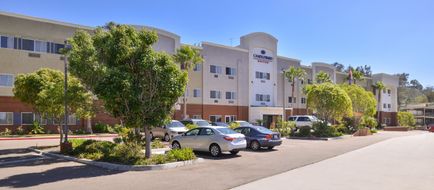 Candlewood Suites North San Diego Exterior