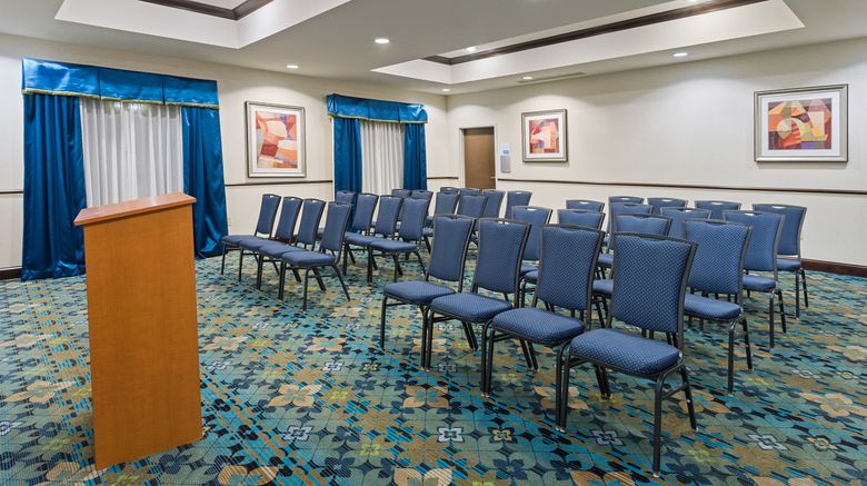 <b>Holiday Inn Express & Suites Stroudsburg Meeting</b>. Images powered by <a href="https://www.leonardoworldwide.com/" title="Leonardo Worldwide" target="_blank">Leonardo</a>.