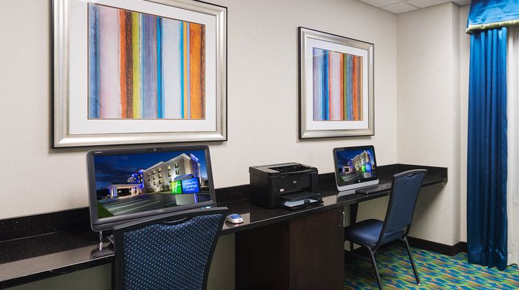 Holiday Inn Express & Suites Stroudsburg Other