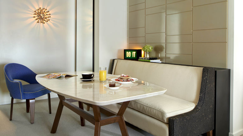 <b>21C Museum Hotel Cincinnati Suite</b>. Images powered by <a href=https://www.travelagewest.com/Hotels/Cincinnati/