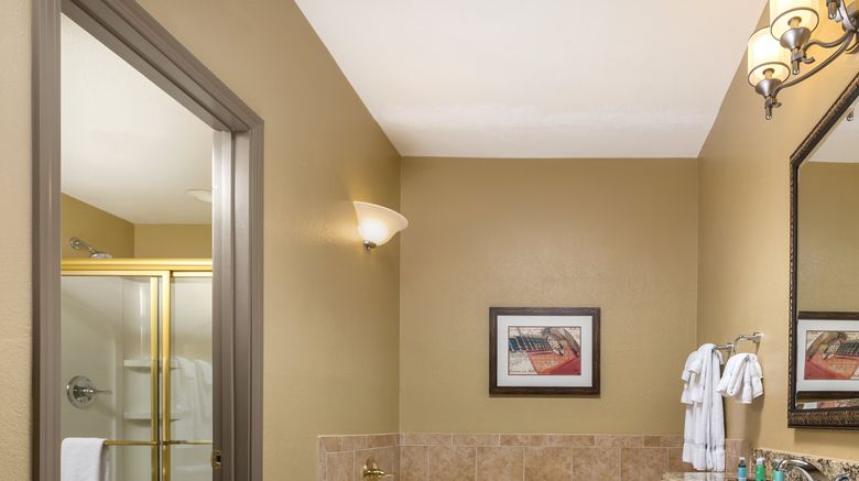 <b>Wyndham Vacation Resorts Nashville Room</b>. Images powered by <a href="https://www.leonardoworldwide.com/" title="Leonardo Worldwide" target="_blank">Leonardo</a>.