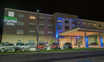 Holiday Inn Express & Suites North