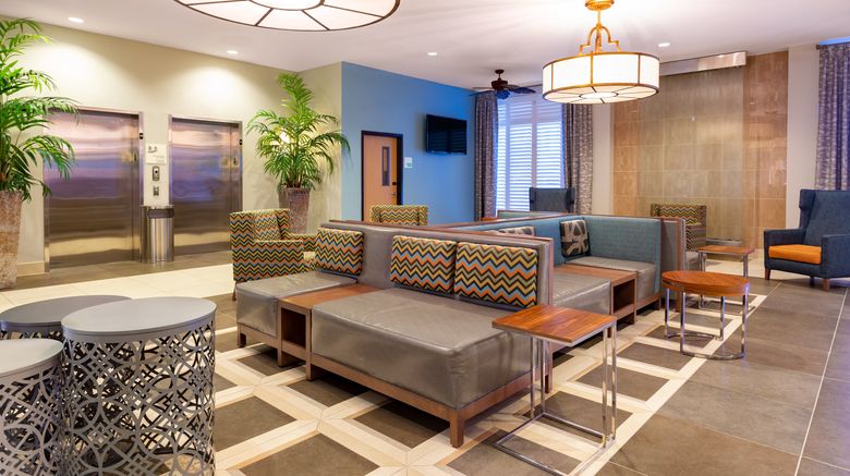 <b>Holiday Inn Lobby</b>. Images powered by <a href="https://www.leonardoworldwide.com/" title="Leonardo Worldwide" target="_blank">Leonardo</a>.