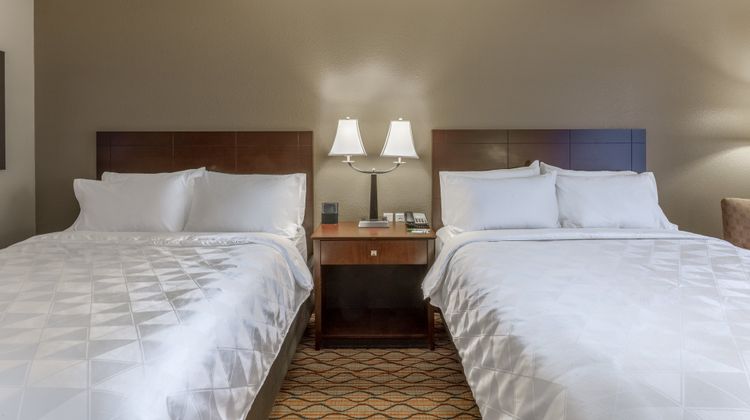 Holiday Inn Eau Claire South I-94 Room