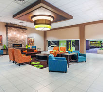 Holiday Inn Express Little Rock Airport Lobby