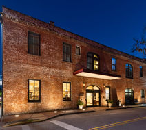Staybridge Suites Savannah Historic Dist Exterior