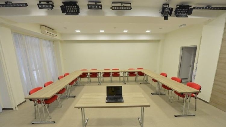 Adresa Hotel Meeting