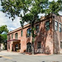 Staybridge Suites Savannah Historic Dist