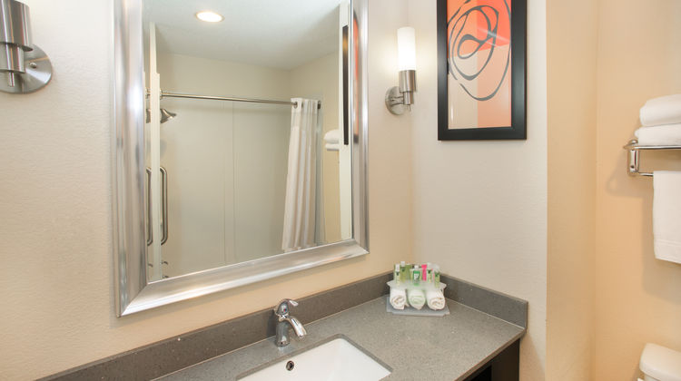 Holiday Inn Express Room