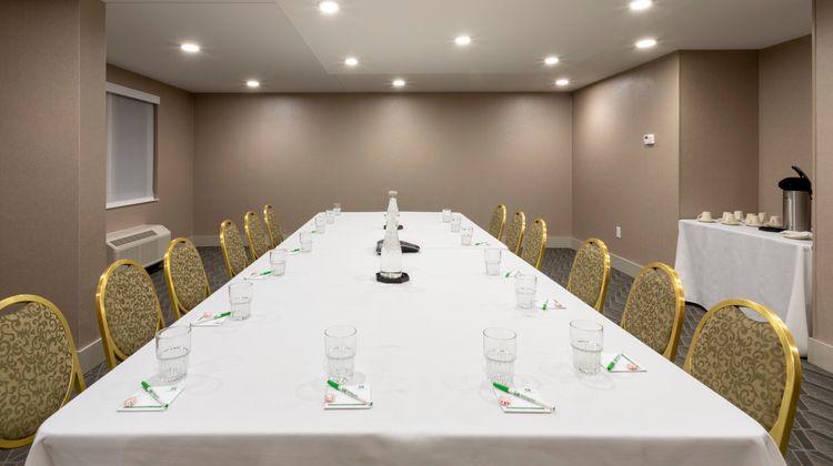 Holiday Inn Marquette Meeting