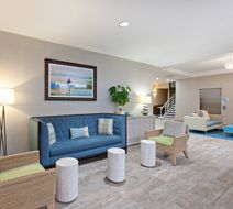 Holiday Inn Express Newport Beach Lobby