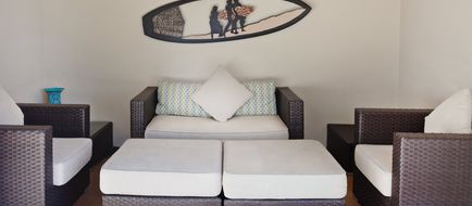 Holiday Inn Express Newport Beach Lobby