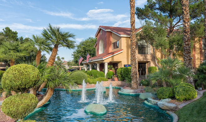 Westgate Flamingo Bay at Las Vegas Exterior
