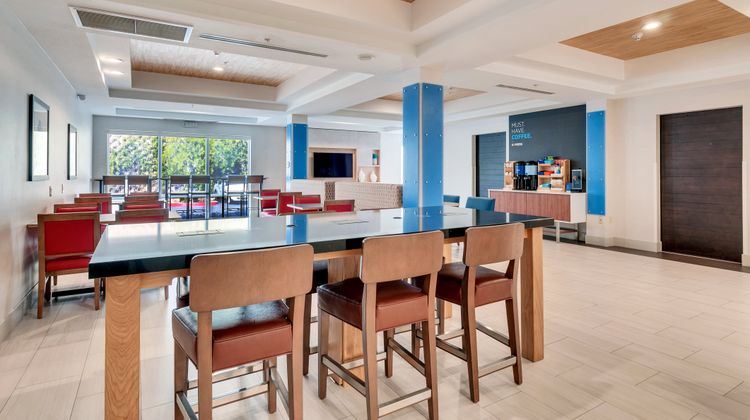 Holiday Inn Express Hotel & Suites Restaurant