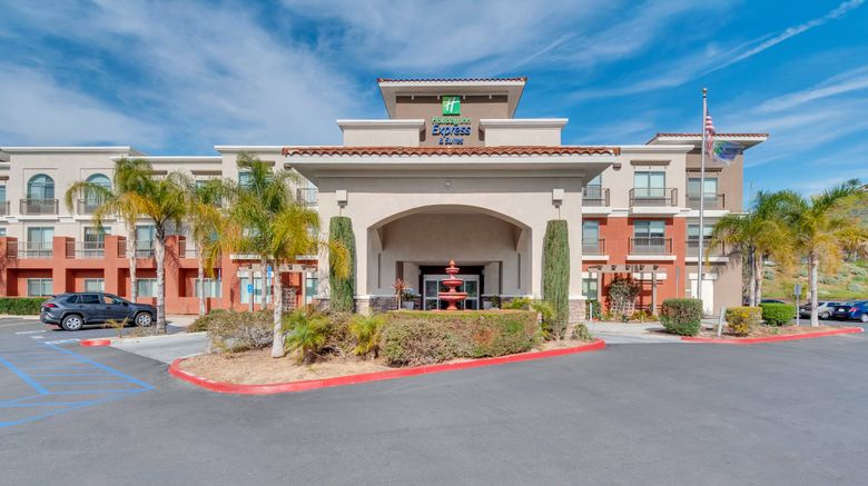 <b>Holiday Inn Express Hotel & Suites Exterior</b>. Images powered by <a href="https://www.leonardoworldwide.com/" title="Leonardo Worldwide" target="_blank">Leonardo</a>.